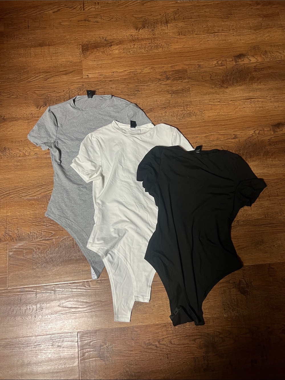 SHEIN White and Gray Short Sleeve Bodysuit Set